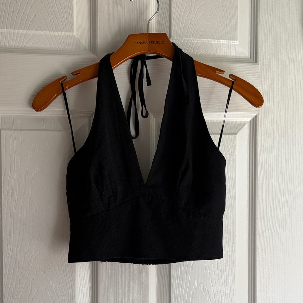 Abercrombie & Fitch Black Halter Tie-Back Crop Top